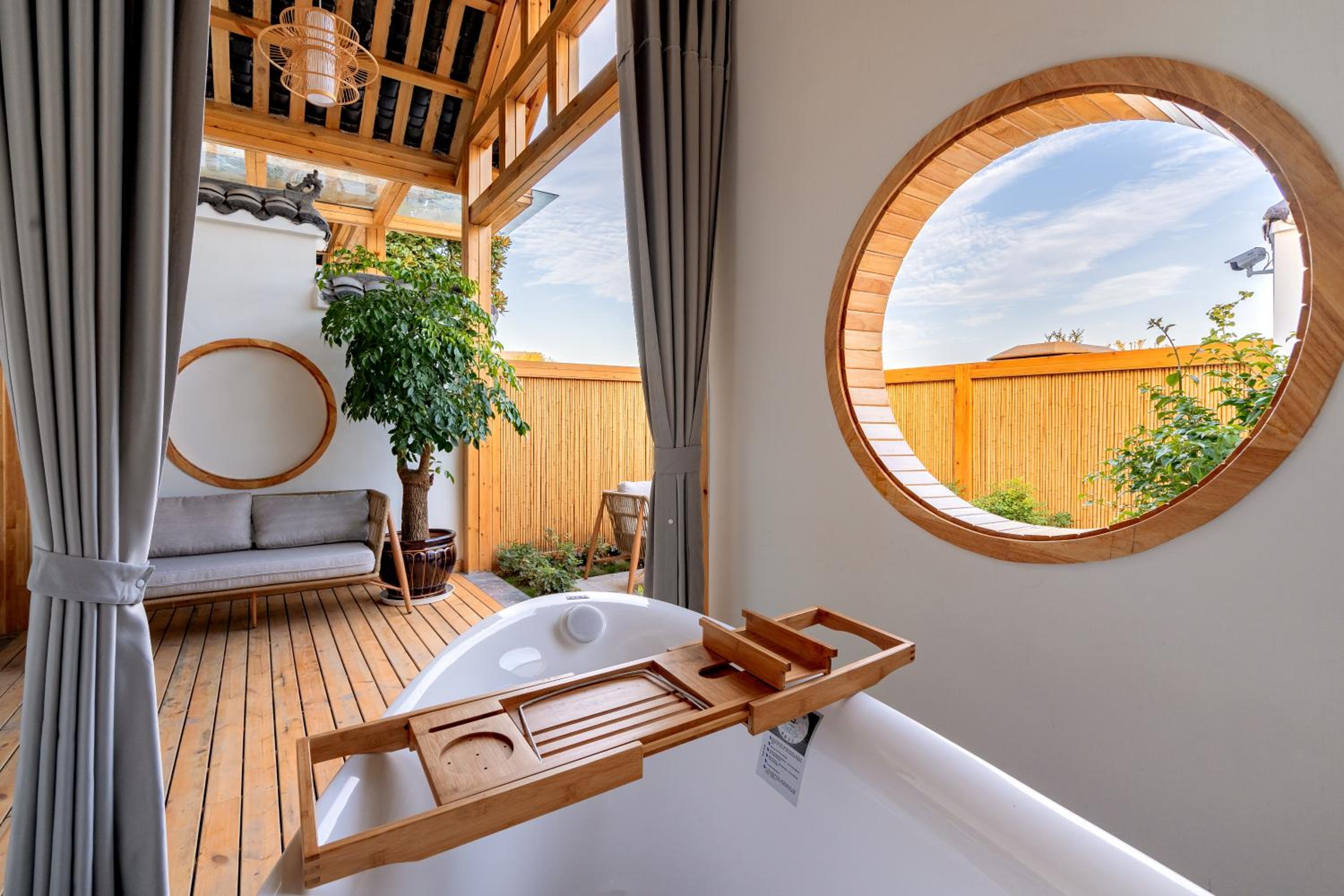 Zhangjiajie Su Xin Resort Near Tianmen Shan & Hehua airport-Free pick up