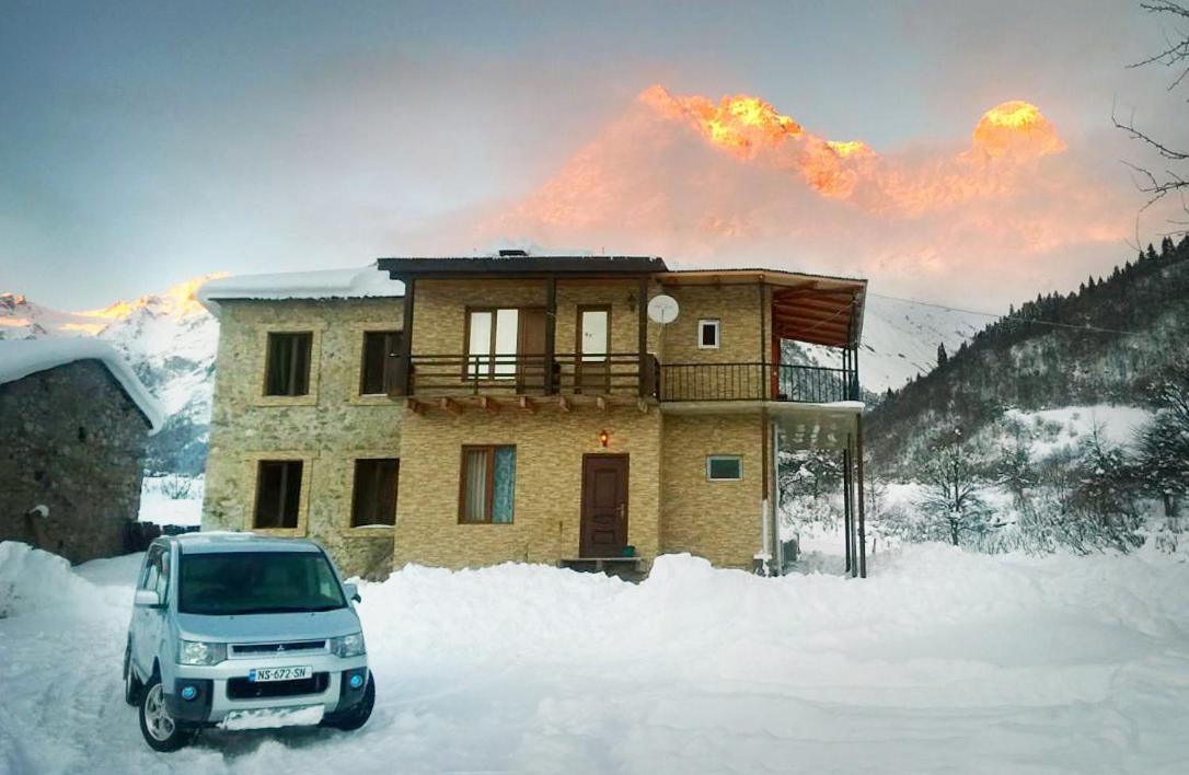 Peak Mazeri Guest House view 3