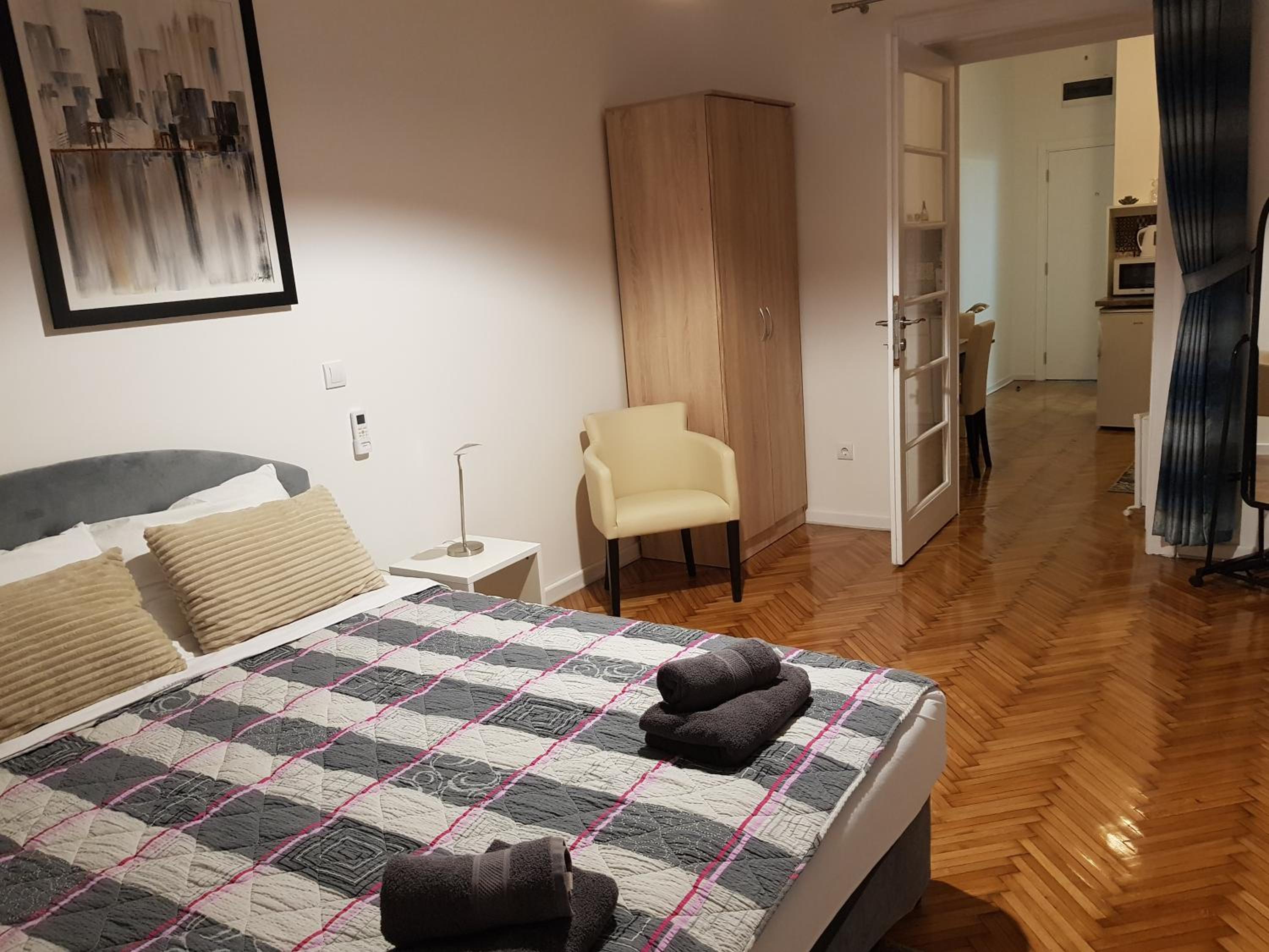 Lux Apartment in Belgrade 2 view 5
