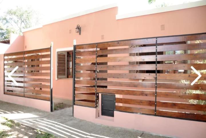 Hotel La casita uno y dos - Image 1