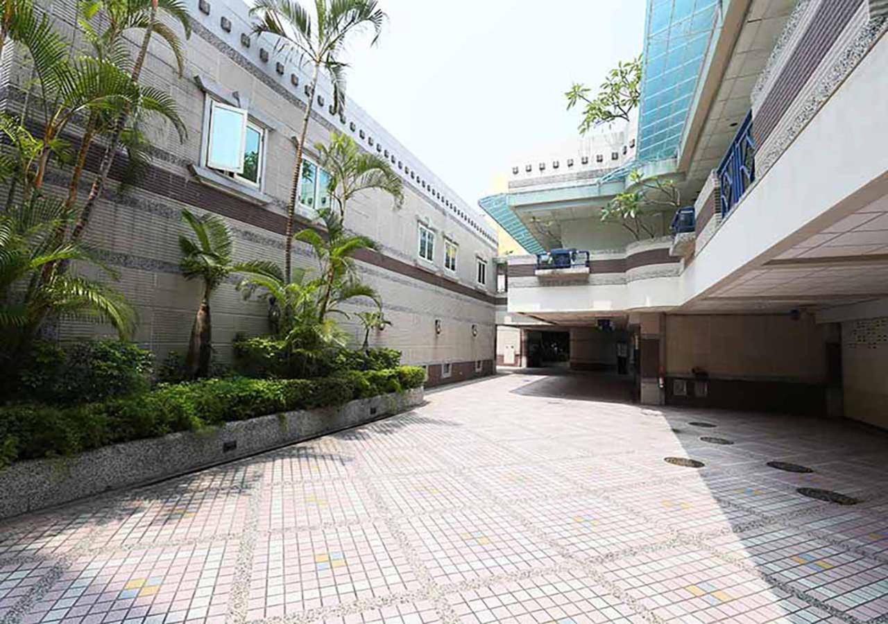 Royal Group Motel Tainan Branch view 5