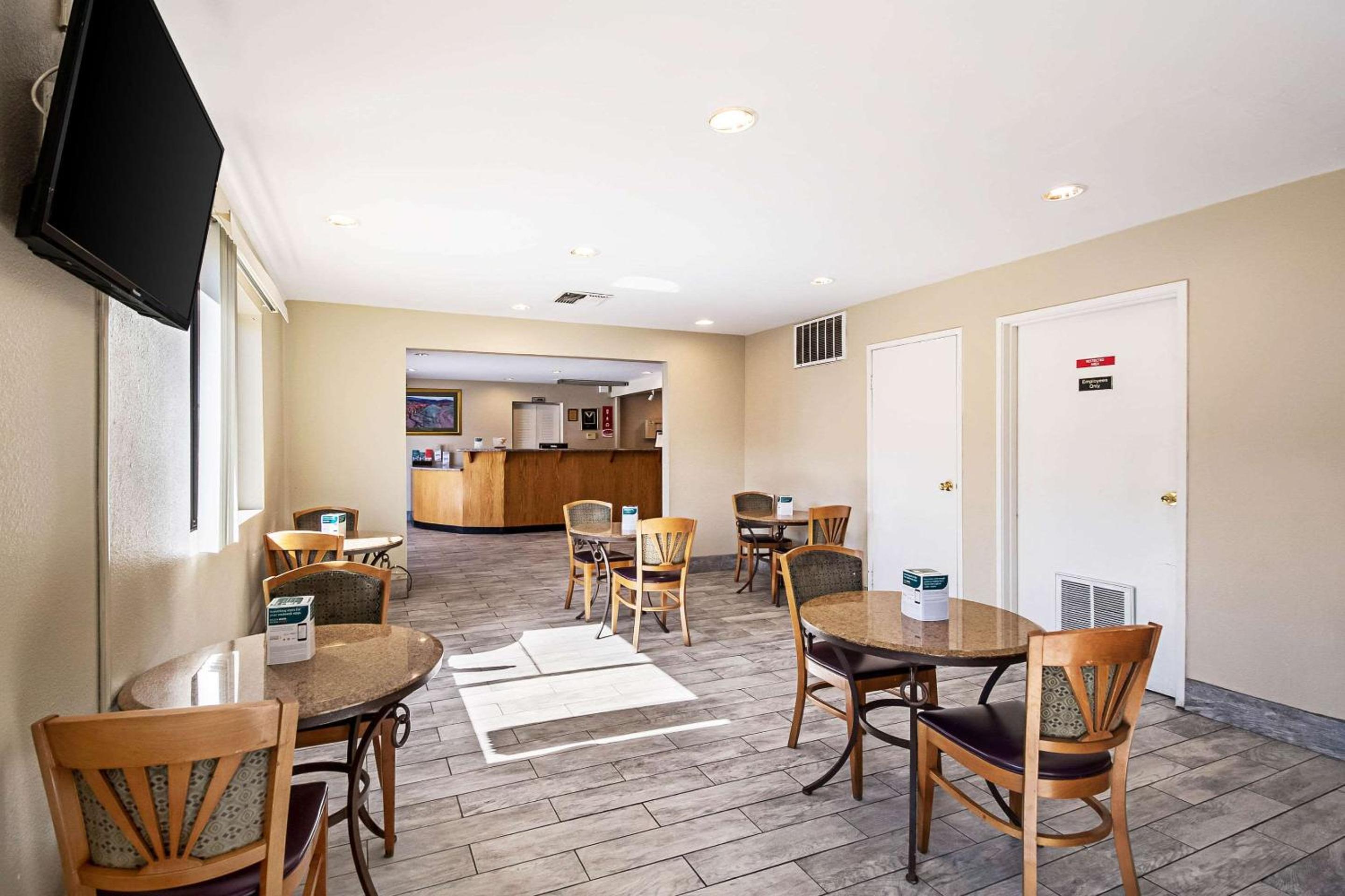 Yuba City Vacations - Sutter Inn - Property Image 43