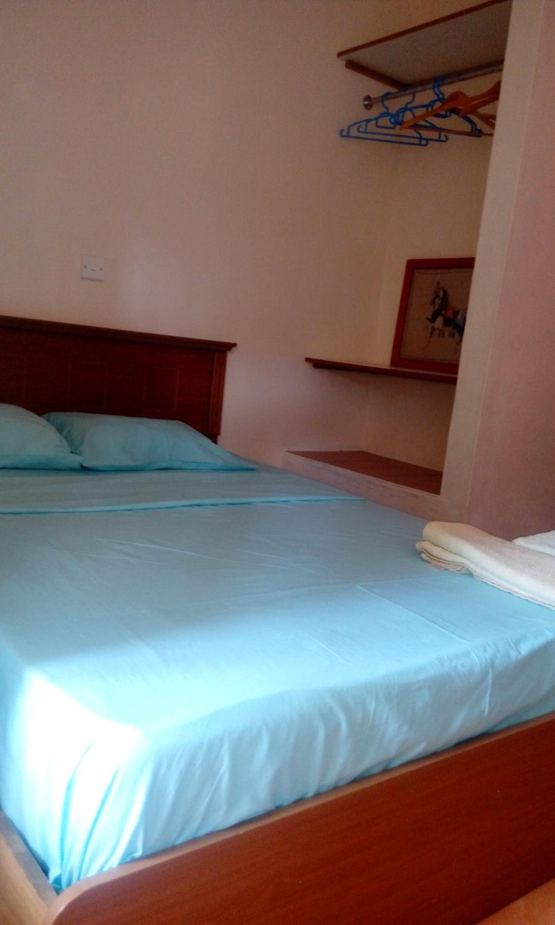 Chetty Tourist Residence