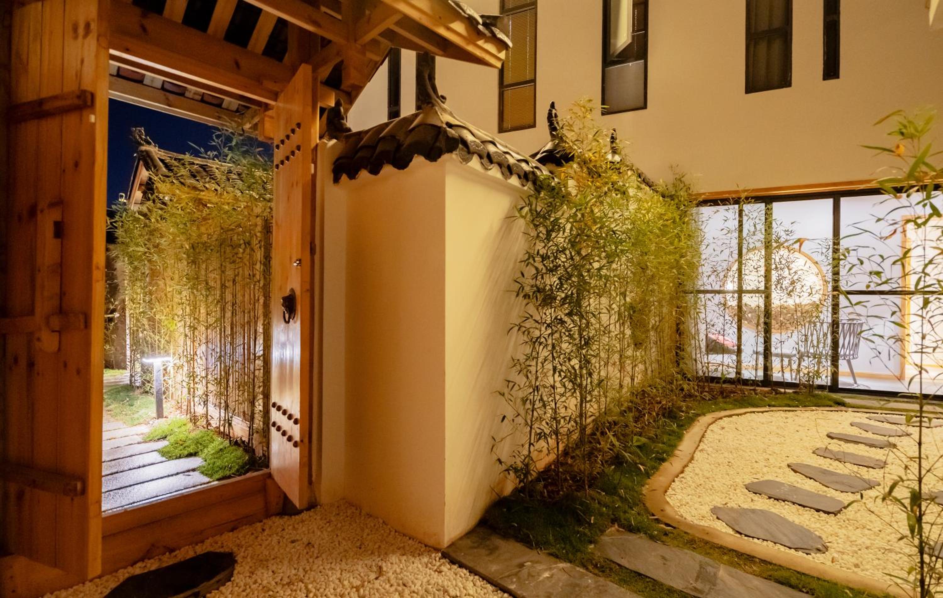 Zhangjiajie Su Xin Resort Near Tianmen Shan & Hehua airport-Free pick up