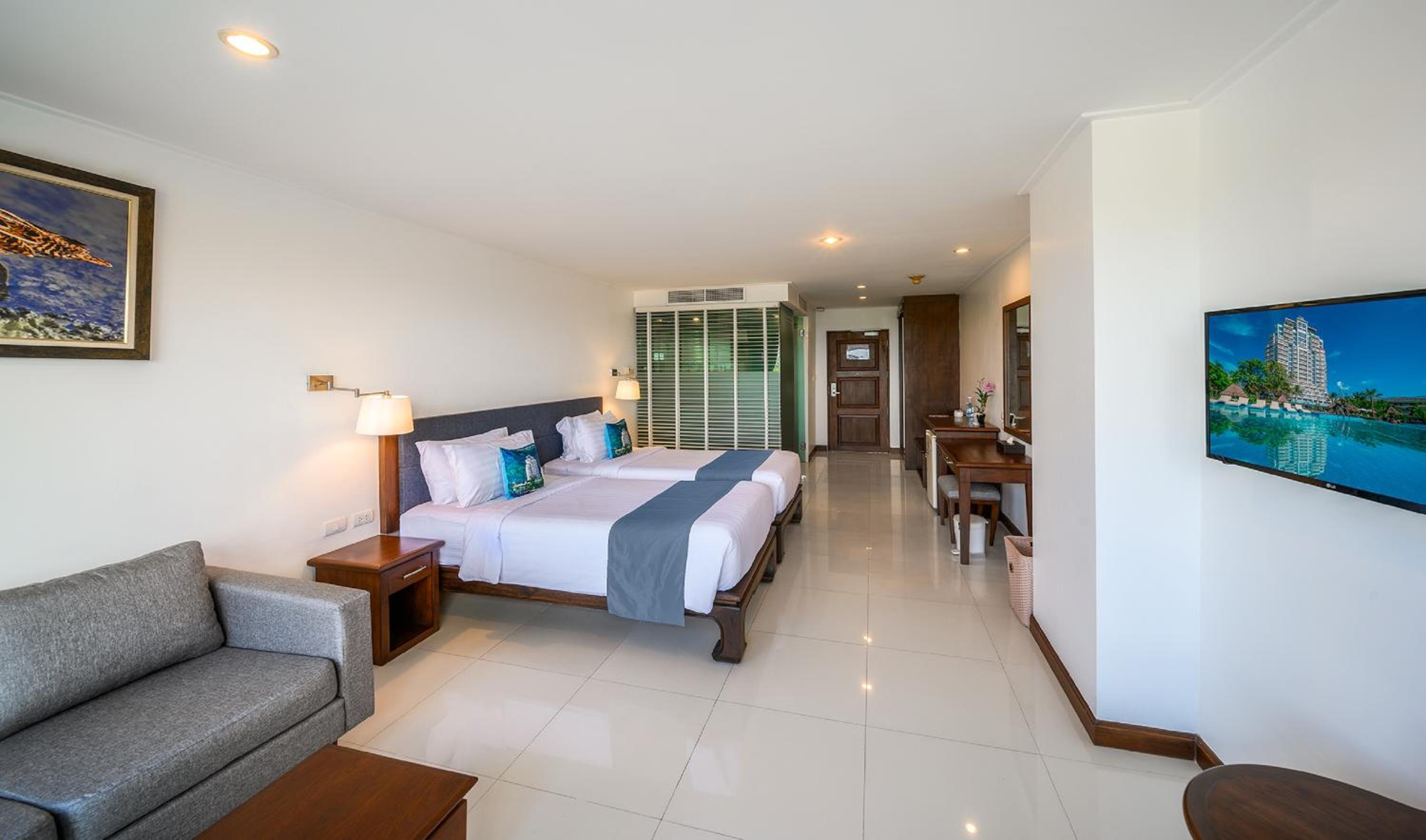 Andaman Beach Suites Hotel, Patong Phuket — photo 62