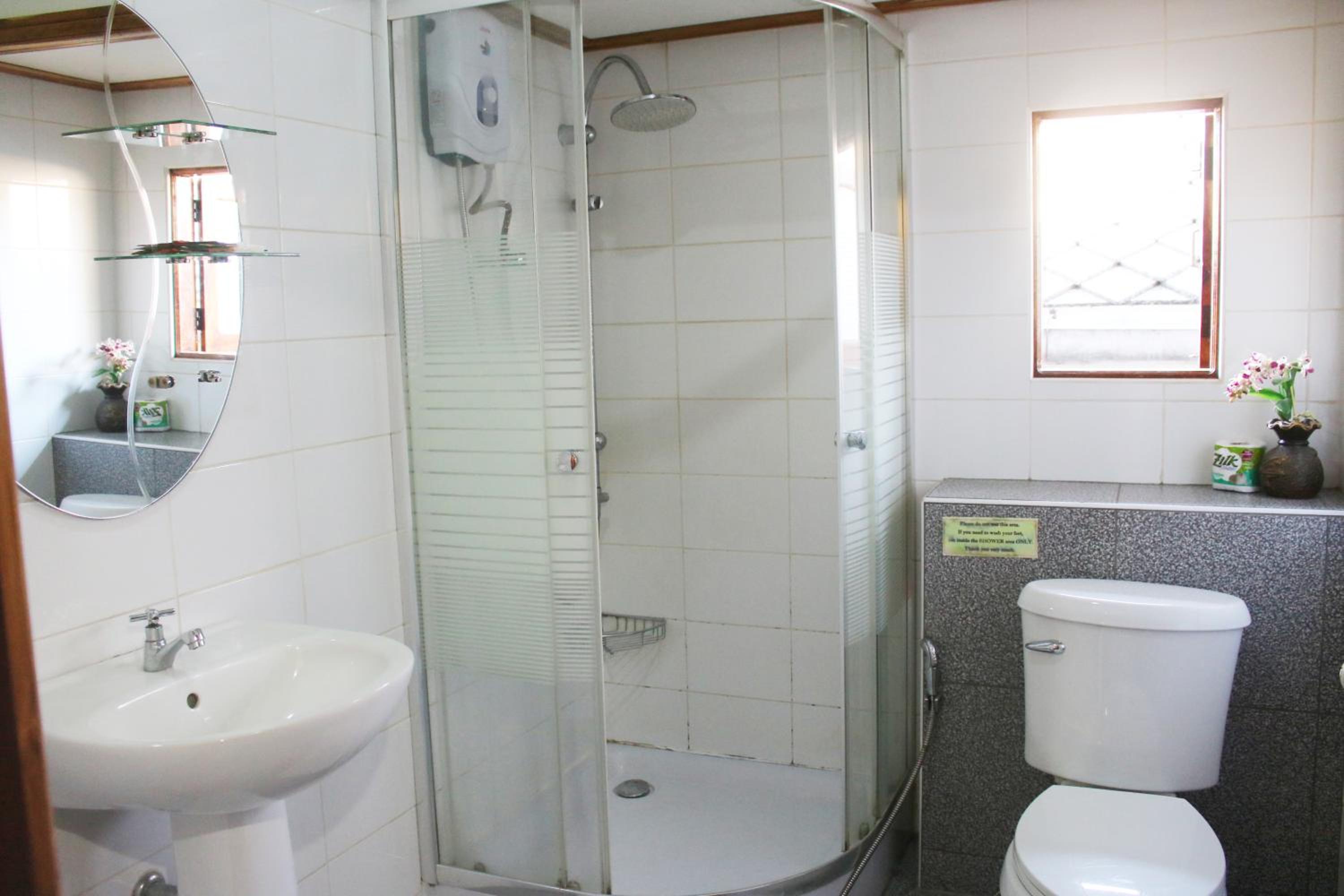 Apple Guesthouse