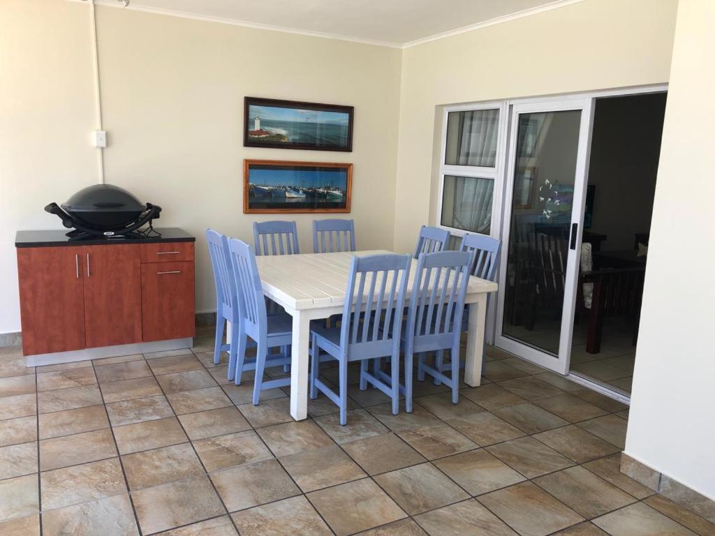 Vista Bonita Apartments