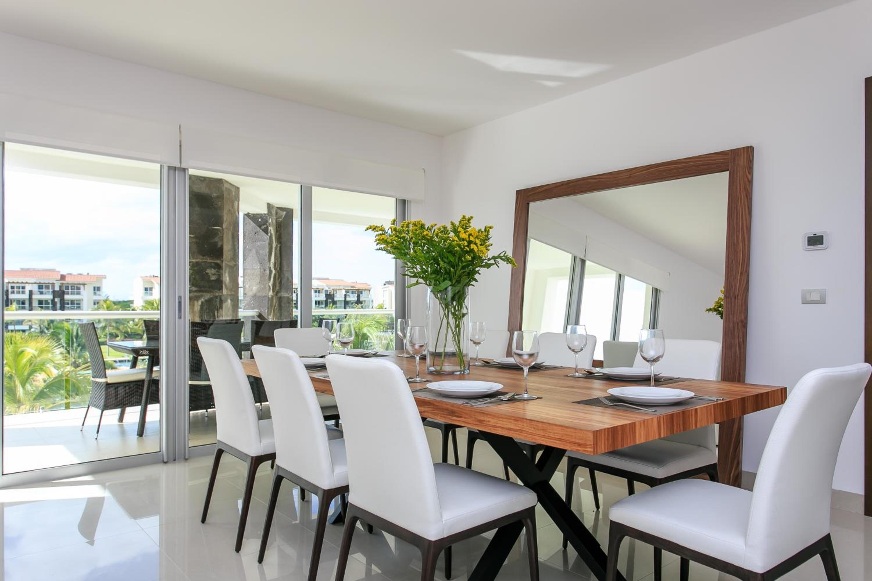 Luxury Condos at Mareazul Beachfront Complex with Resort-Style Amenities