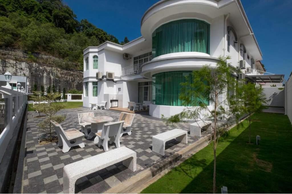 6, Persiaran Tanjung Bunga 3 photo 1
