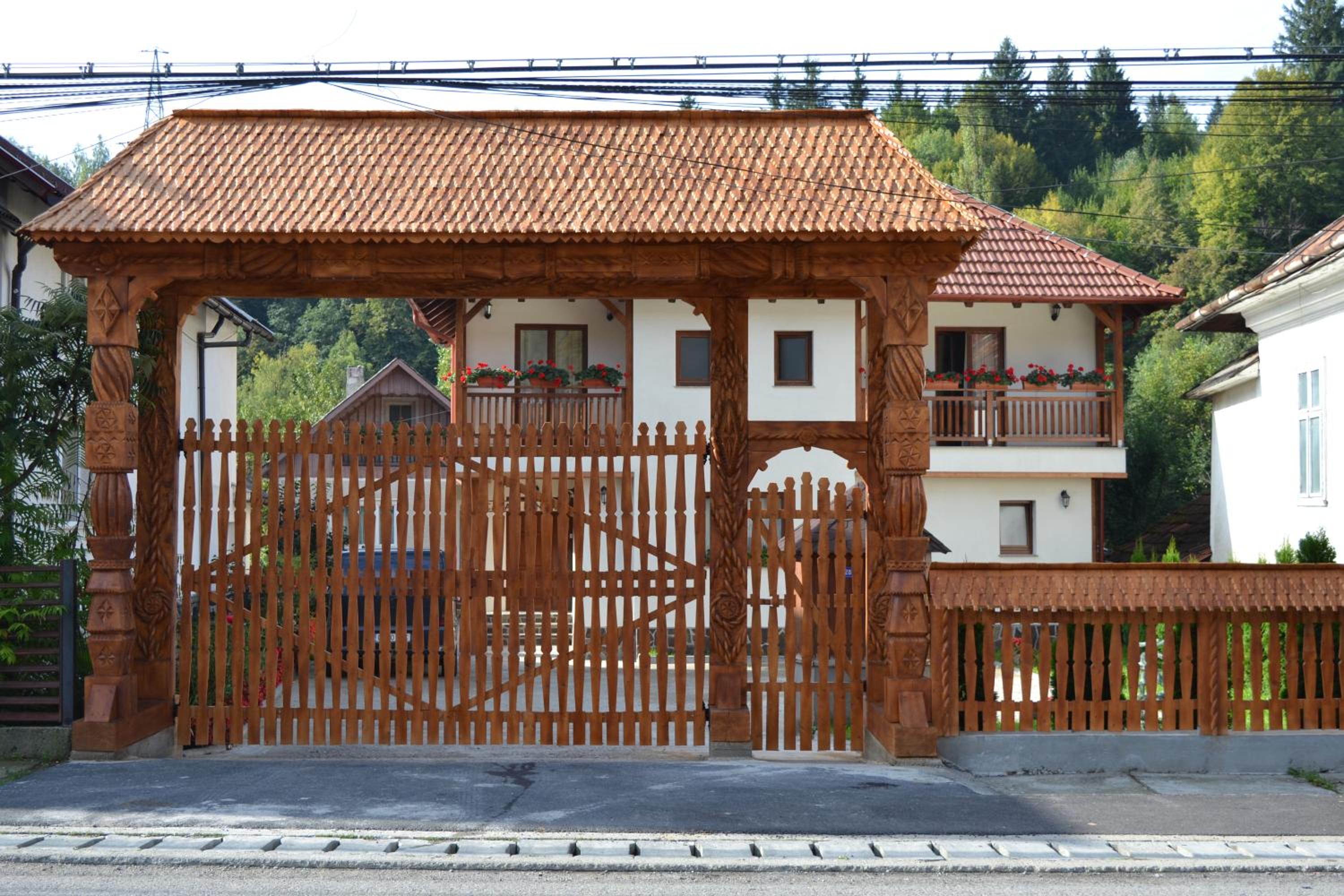 Casa Bunicii view 4