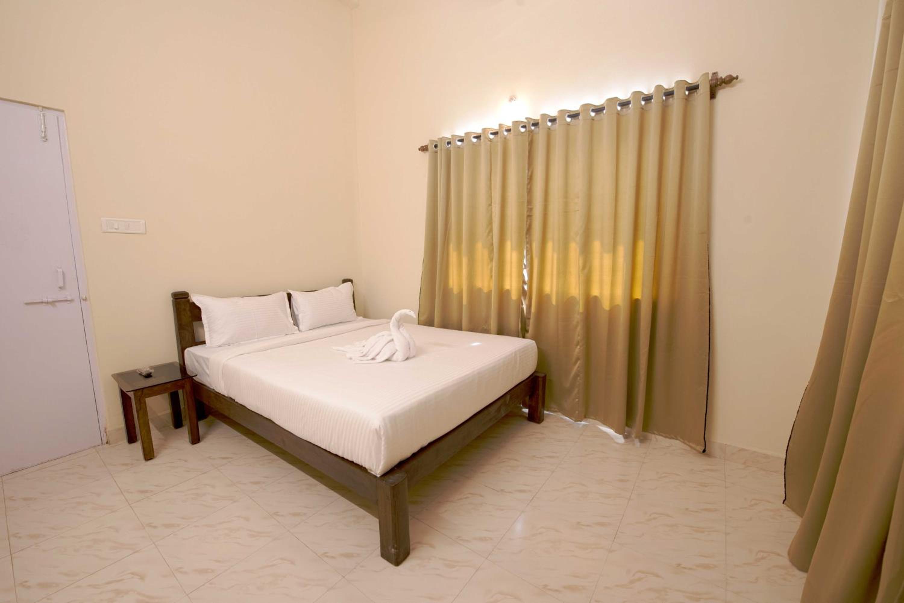 Resort Paloma De Goa