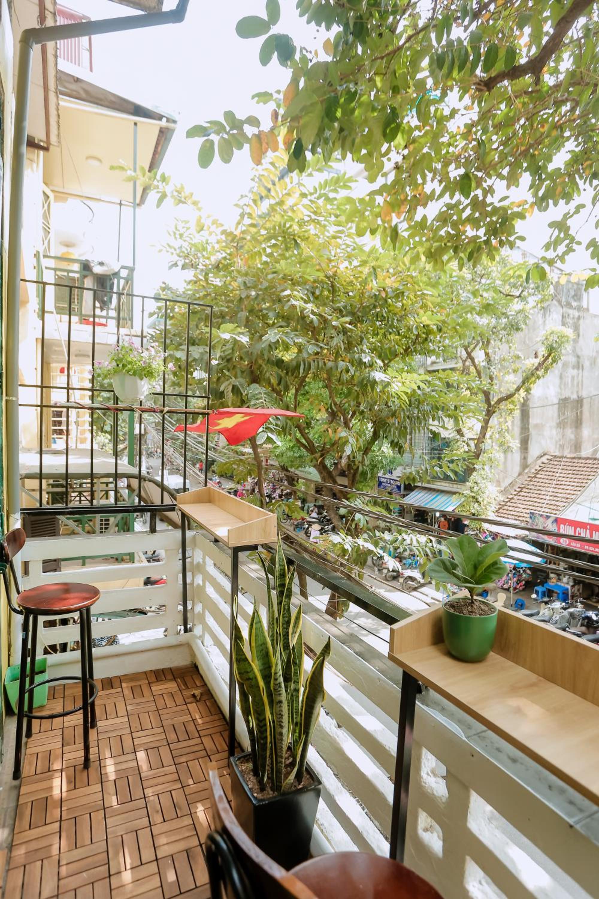balance & terrace
