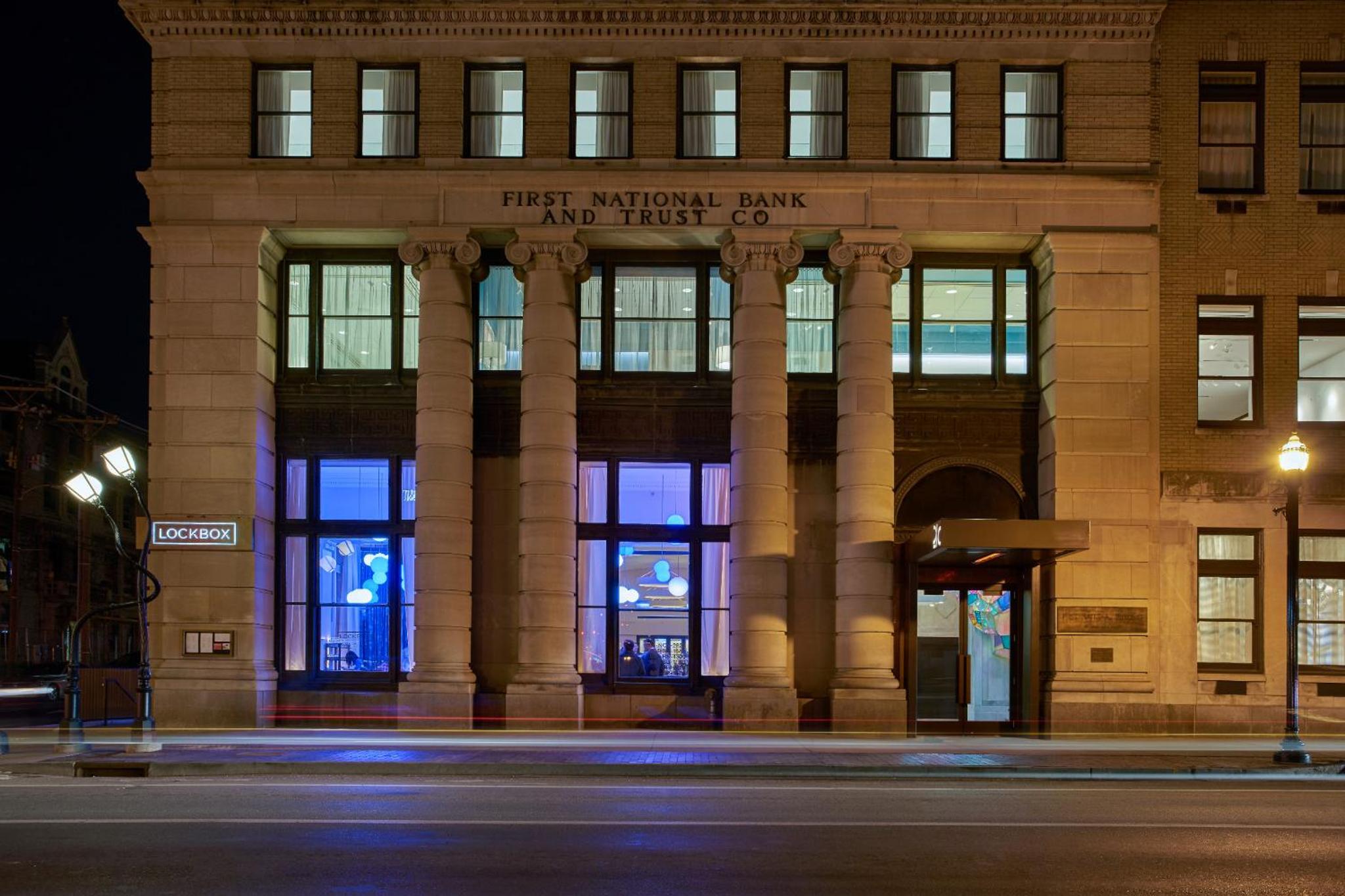 Lexington Vacations - 21c Museum Hotel Lexington - Property Image 11