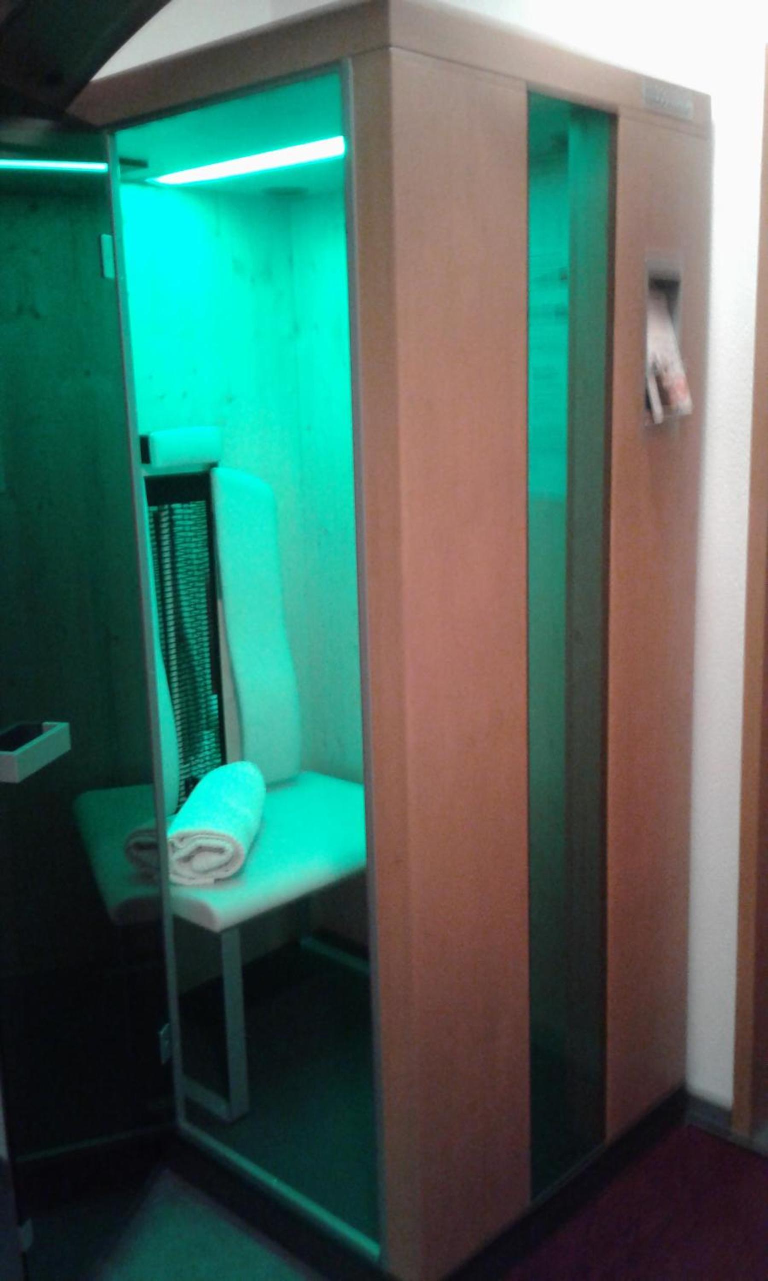 Photo 12