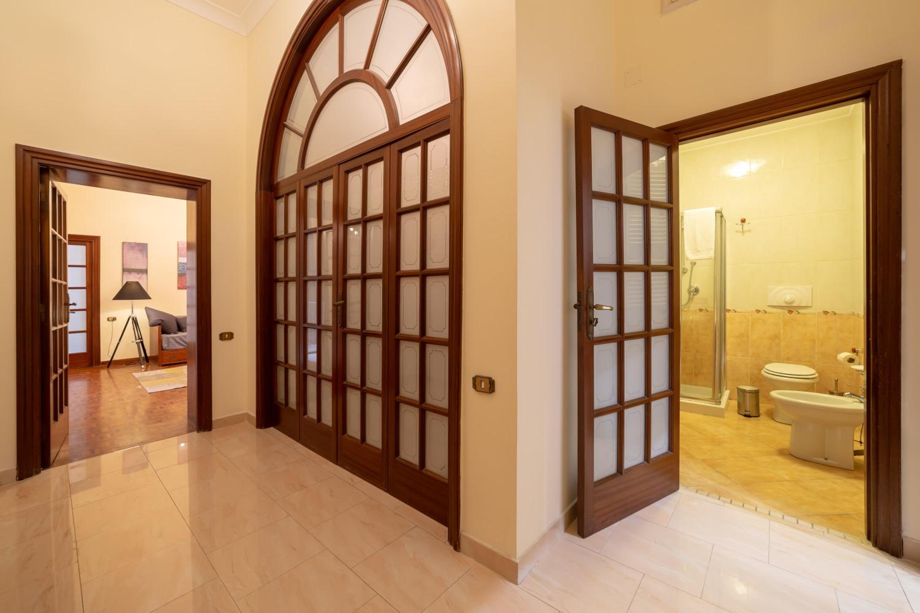 The Dante Apartment By HouseinNaples