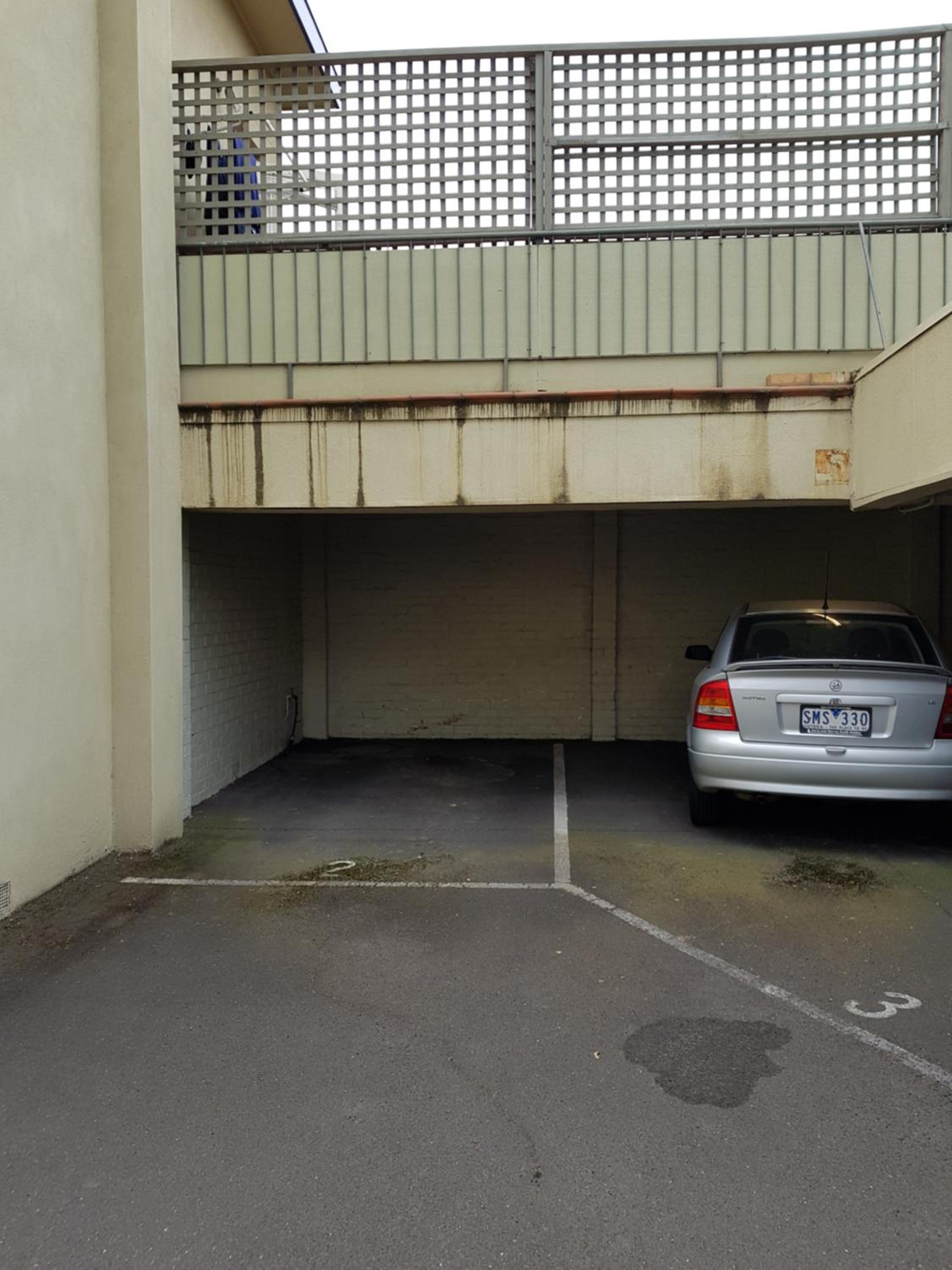 142 Hotham Street