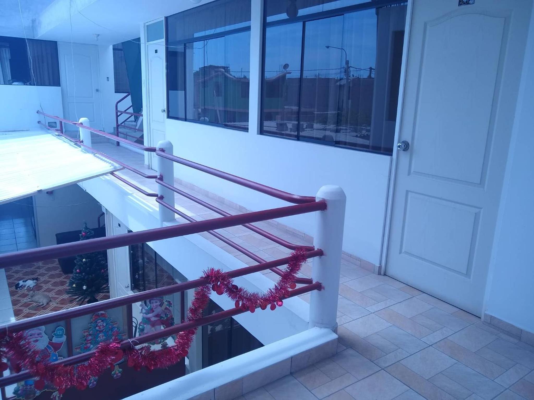 Hospedaje Golden Inn