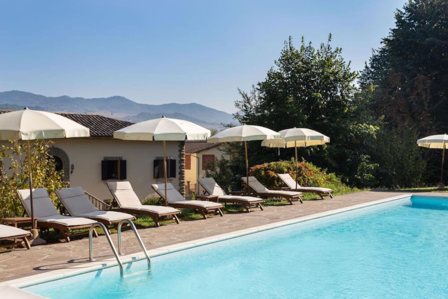 Villa Eugenia Tuscany with private Pool, Sauna & Gym