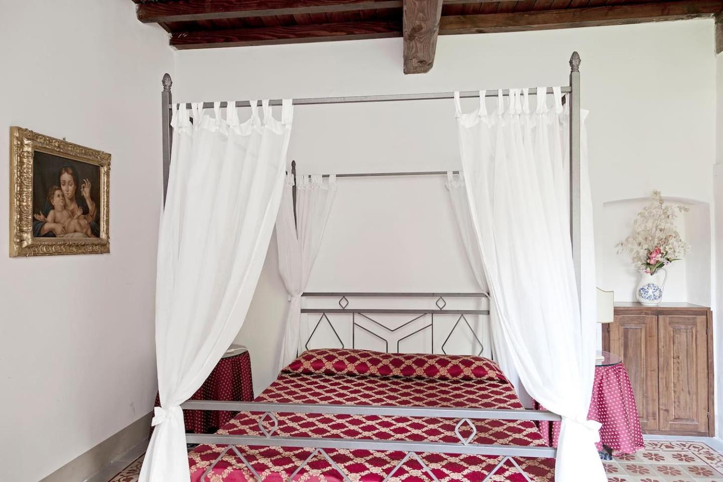 Villa Eugenia Tuscany with private Pool, Sauna & Gym