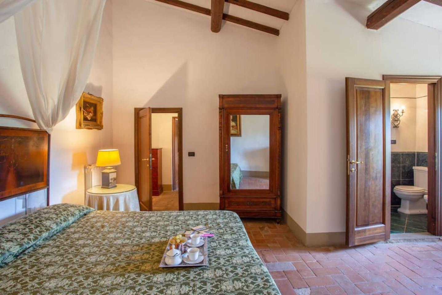 Villa Eugenia Tuscany with private Pool, Sauna & Gym