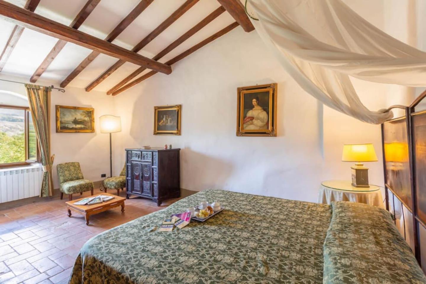 Villa Eugenia Tuscany with private Pool, Sauna & Gym