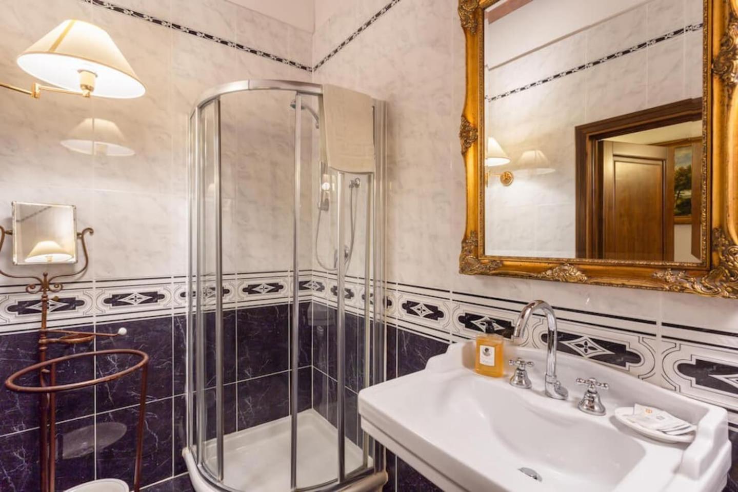 Villa Eugenia Tuscany with private Pool, Sauna & Gym