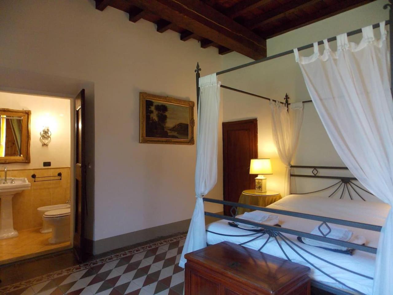 Villa Eugenia Tuscany with private Pool, Sauna & Gym
