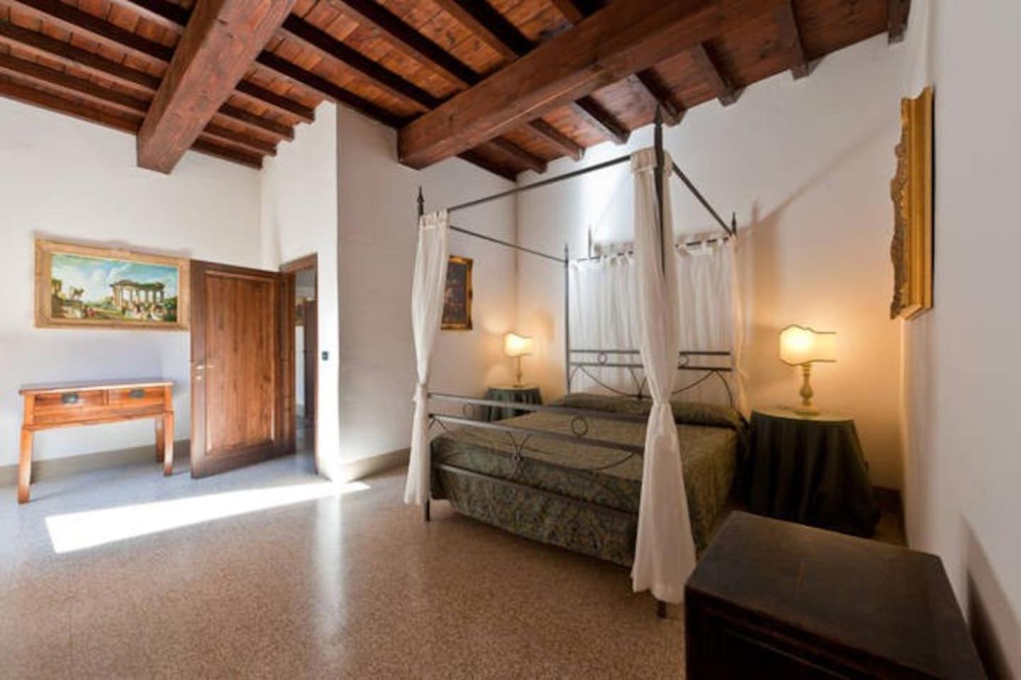 Villa Eugenia Tuscany with private Pool, Sauna & Gym