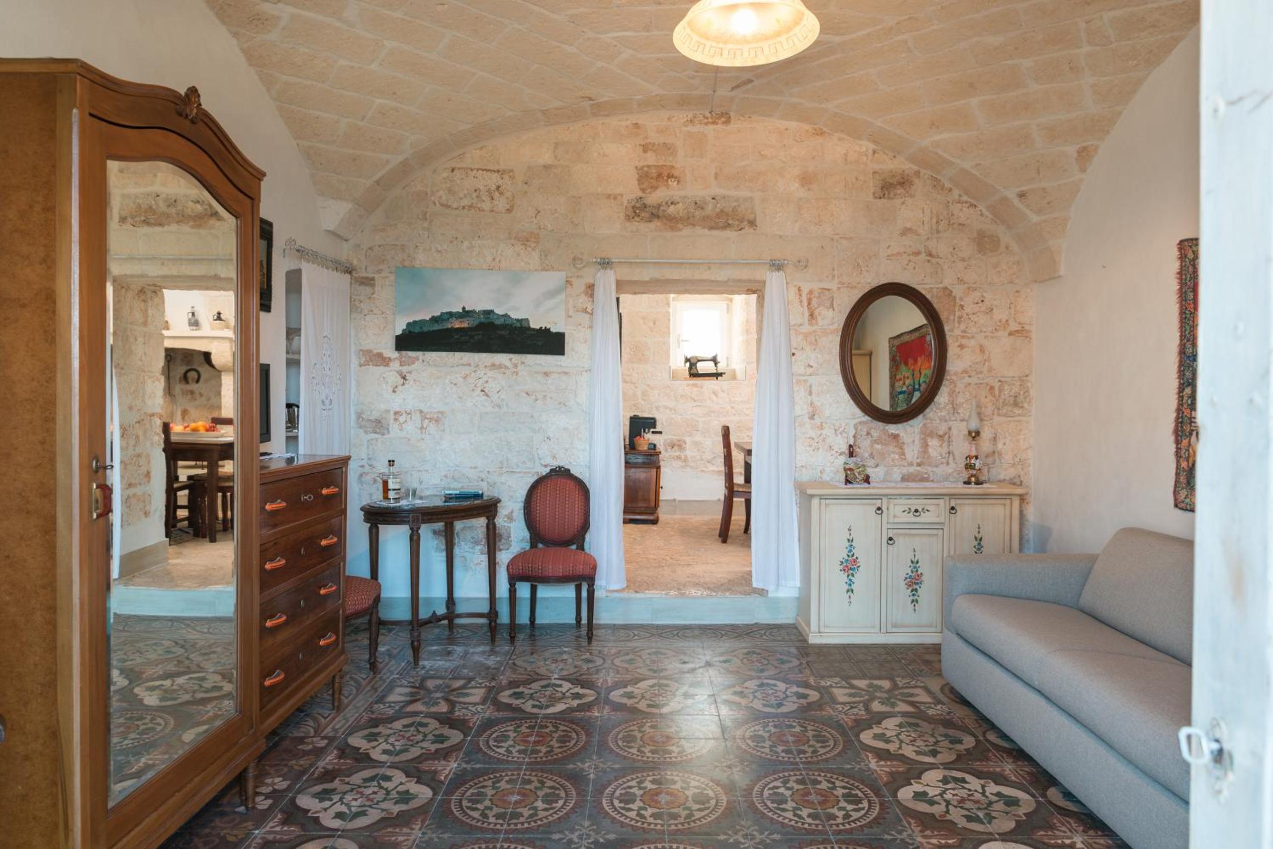Sea and the City Apartments by Wonderful Italy view 5