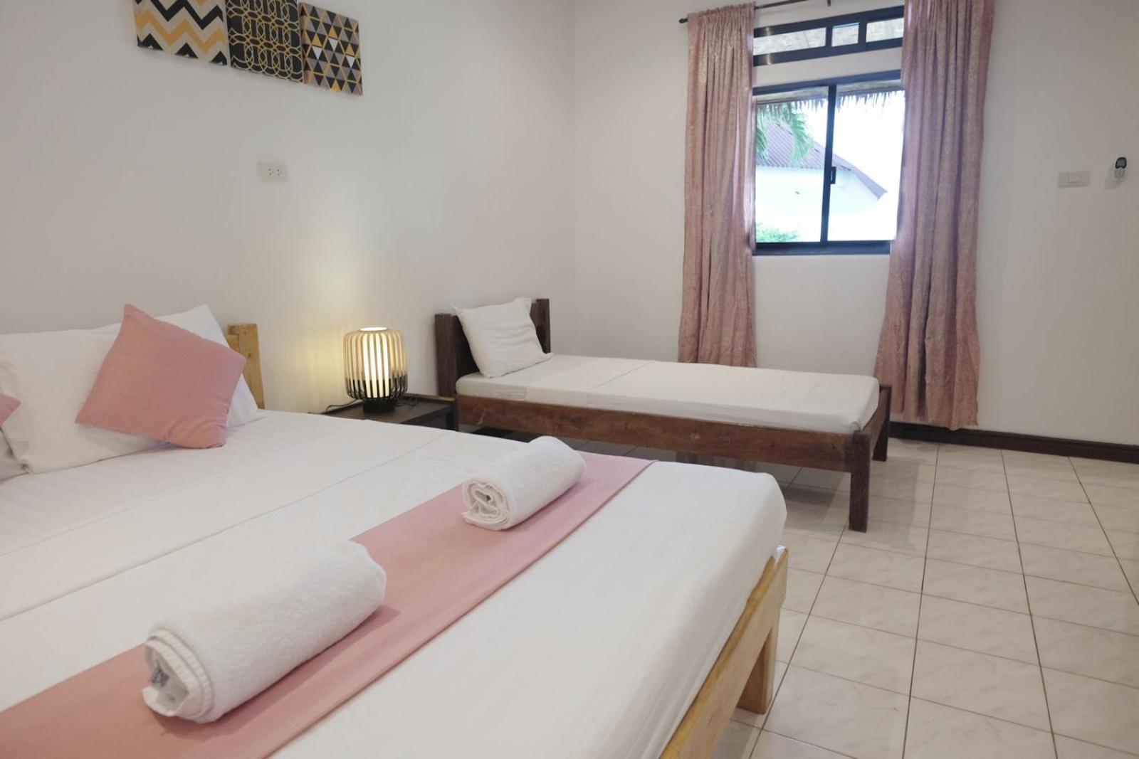 Cliffside Resort, Panglao - 12