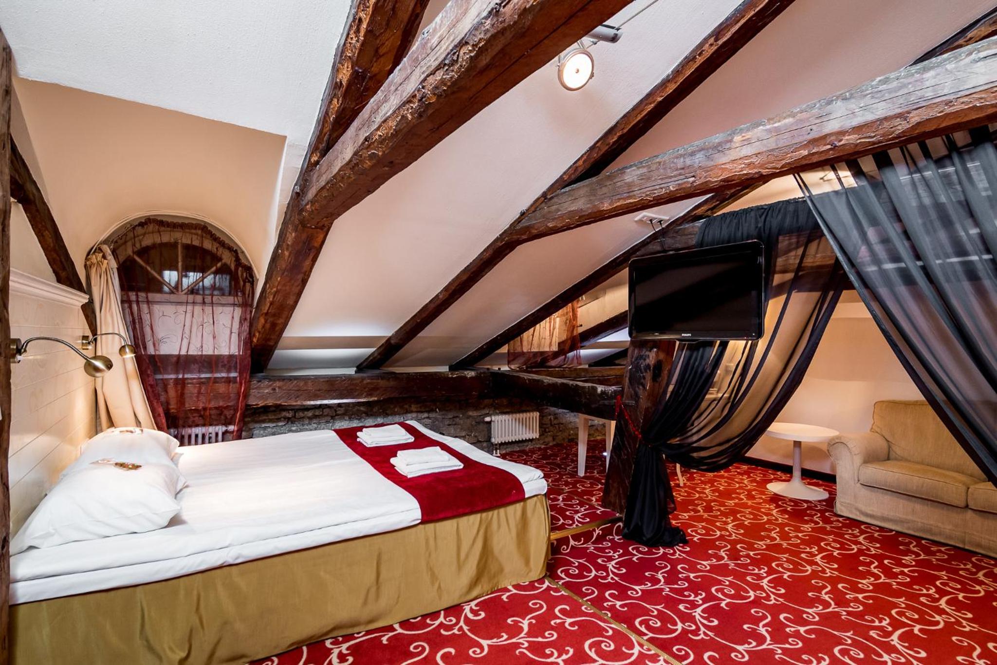Tallinn Vacations - Meriton Old Town Garden Hotel - Property Image 41