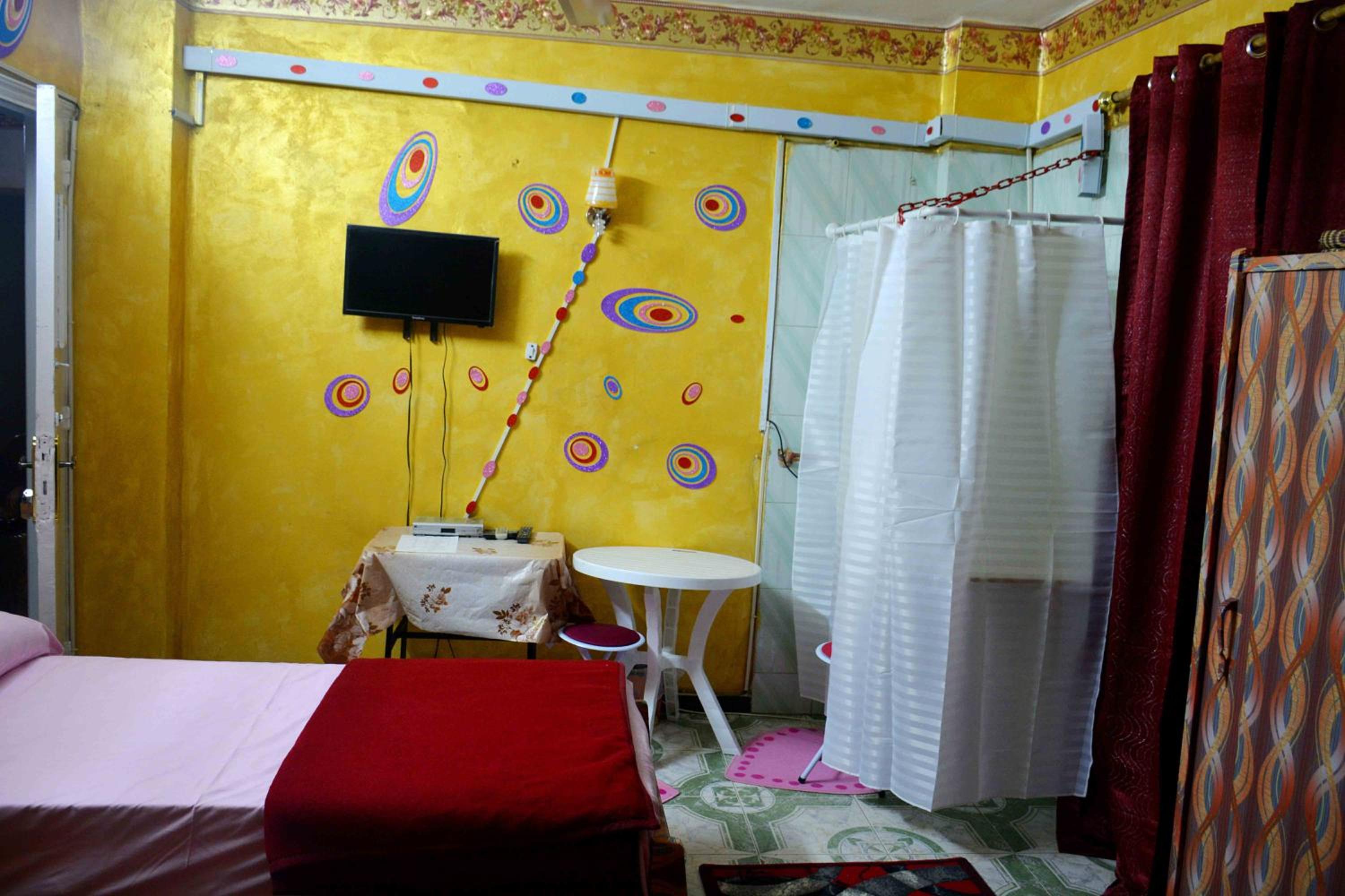 hotel room