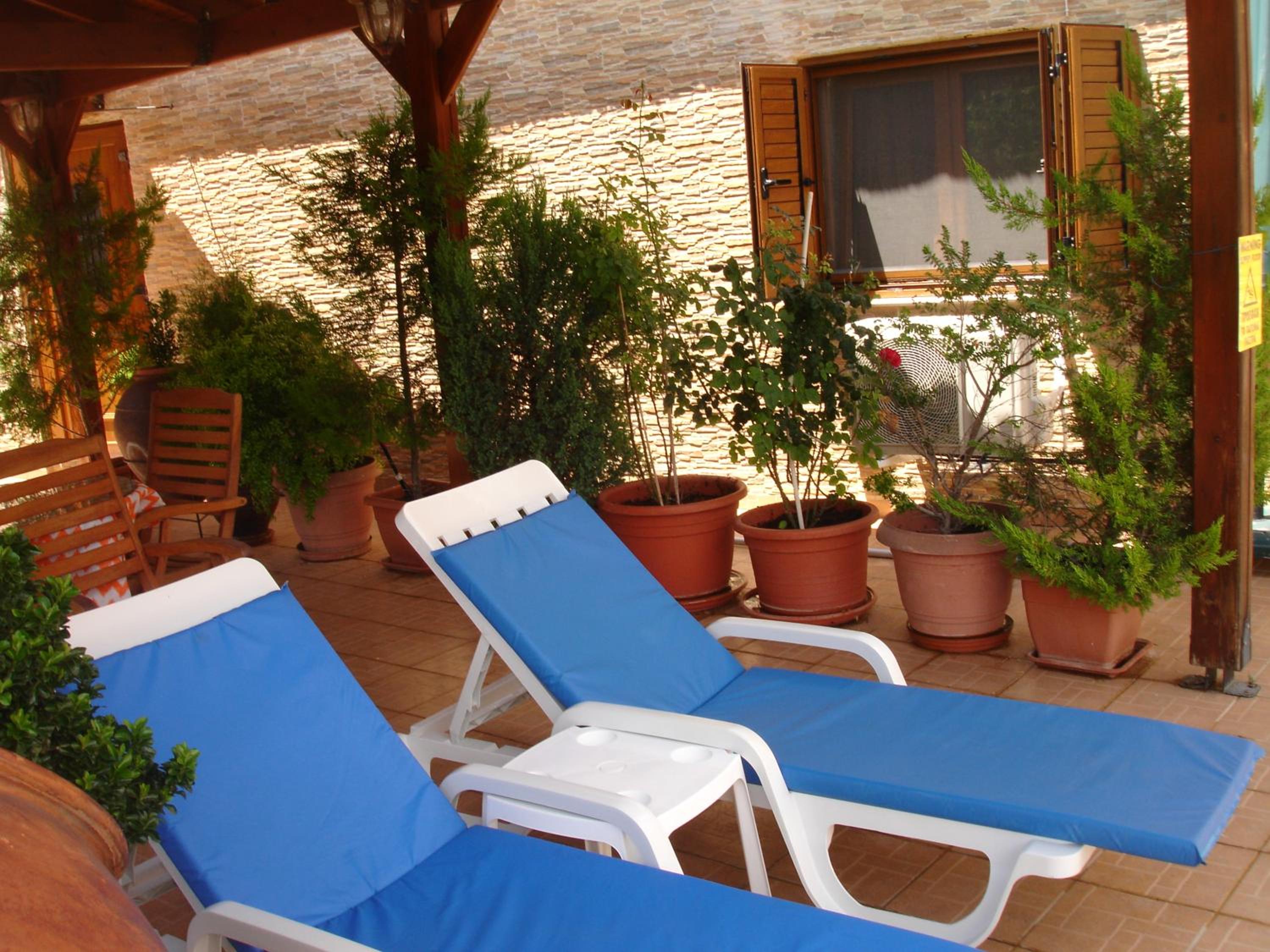 The Love Holiday House