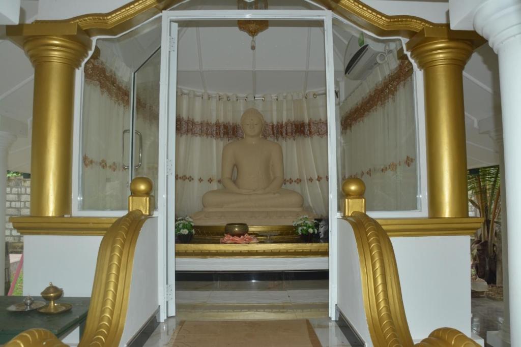 Pearl Crown Homestay