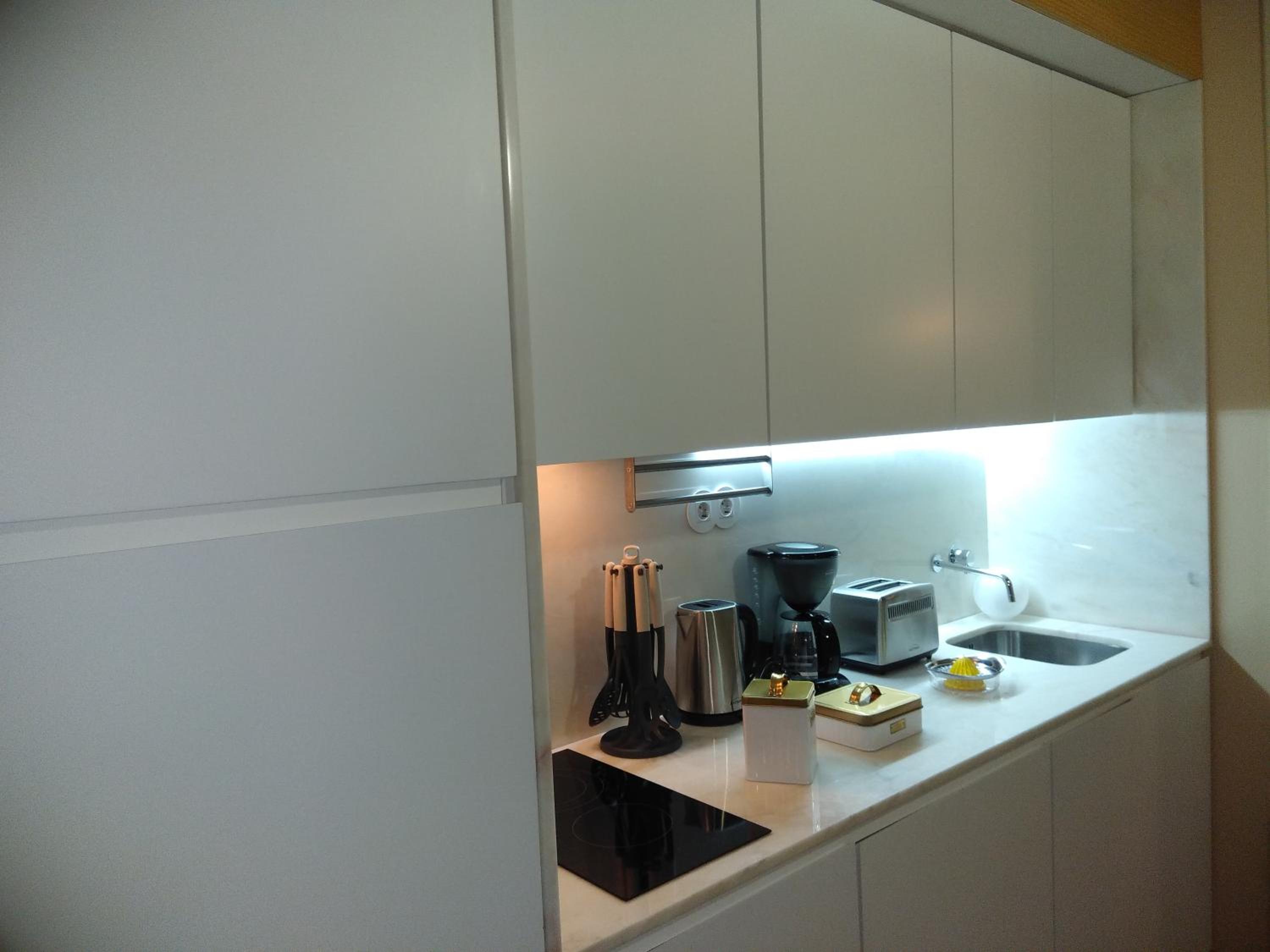 ML Apartments Story view 2