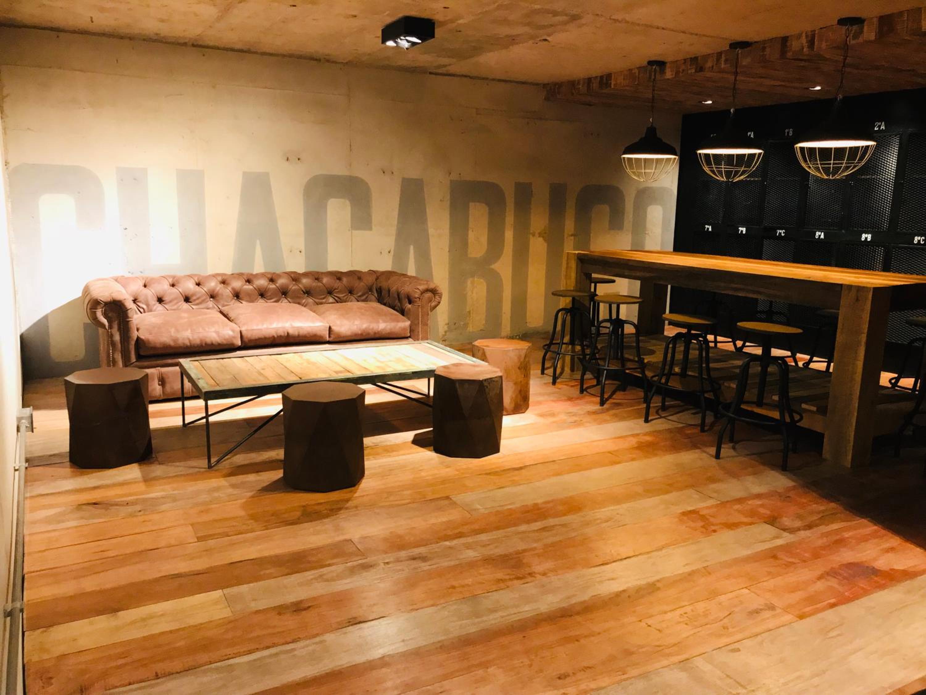 lounge