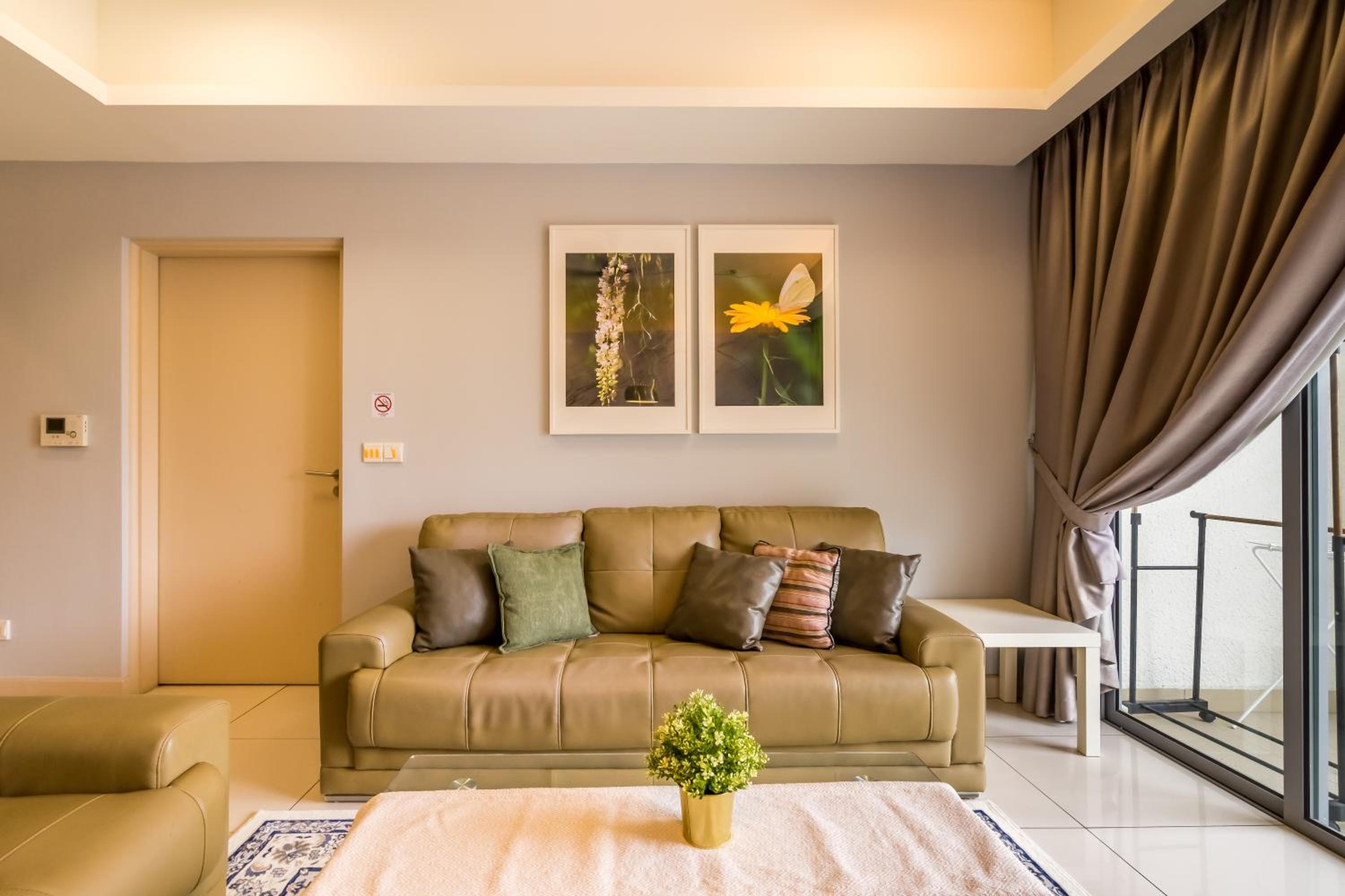 Suasana Bukit Ceylon by Plush