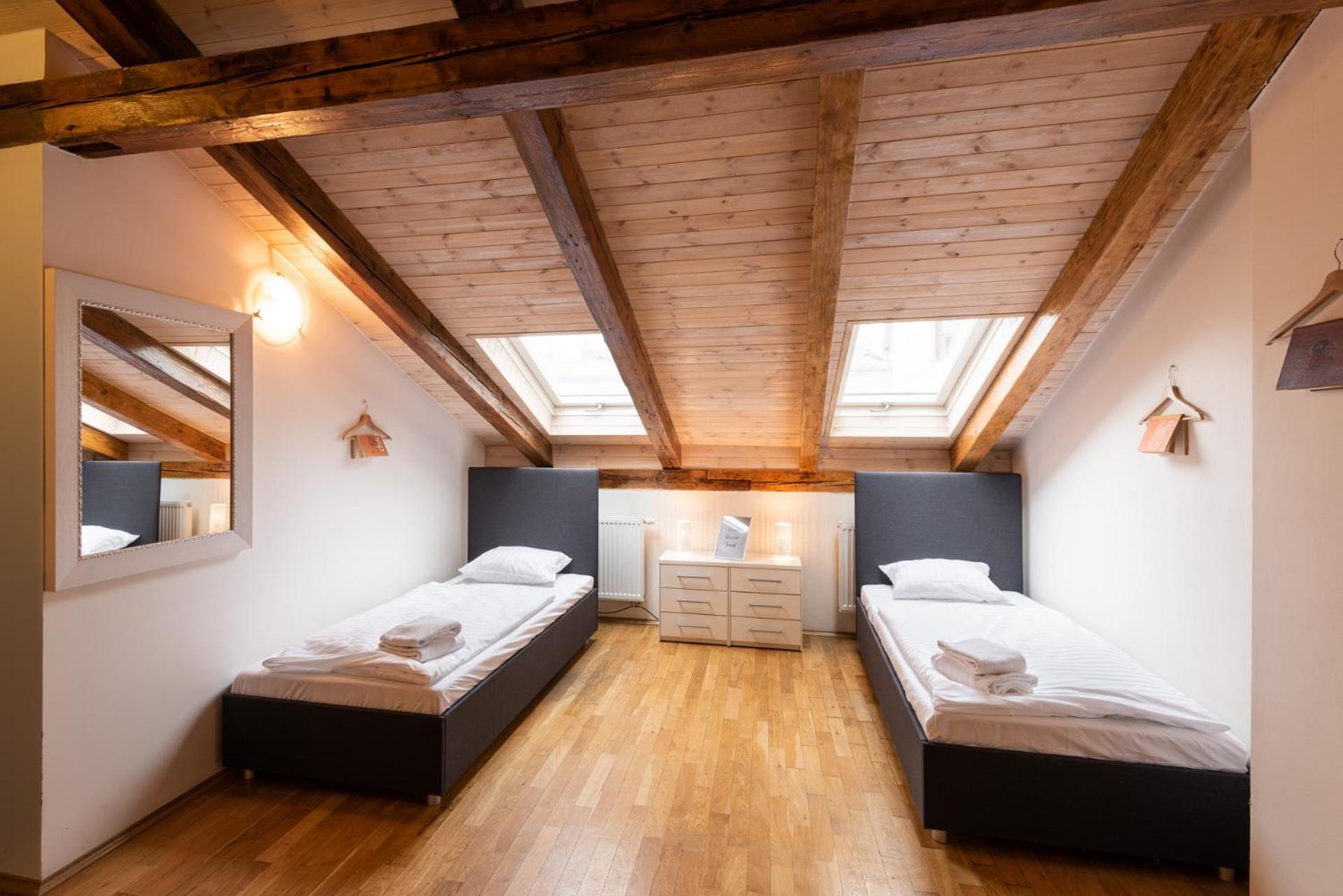 Hybernska Apartments by Pragueforyou
