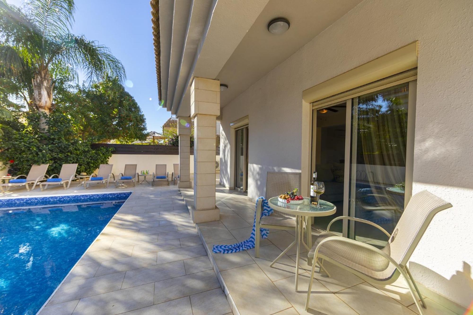 Photo 49