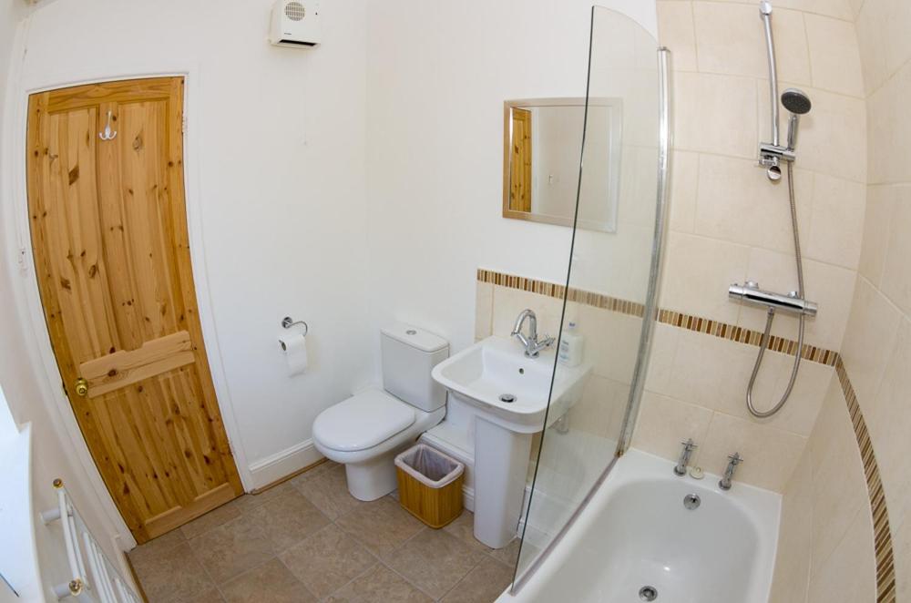 15 Saxon Road view 4