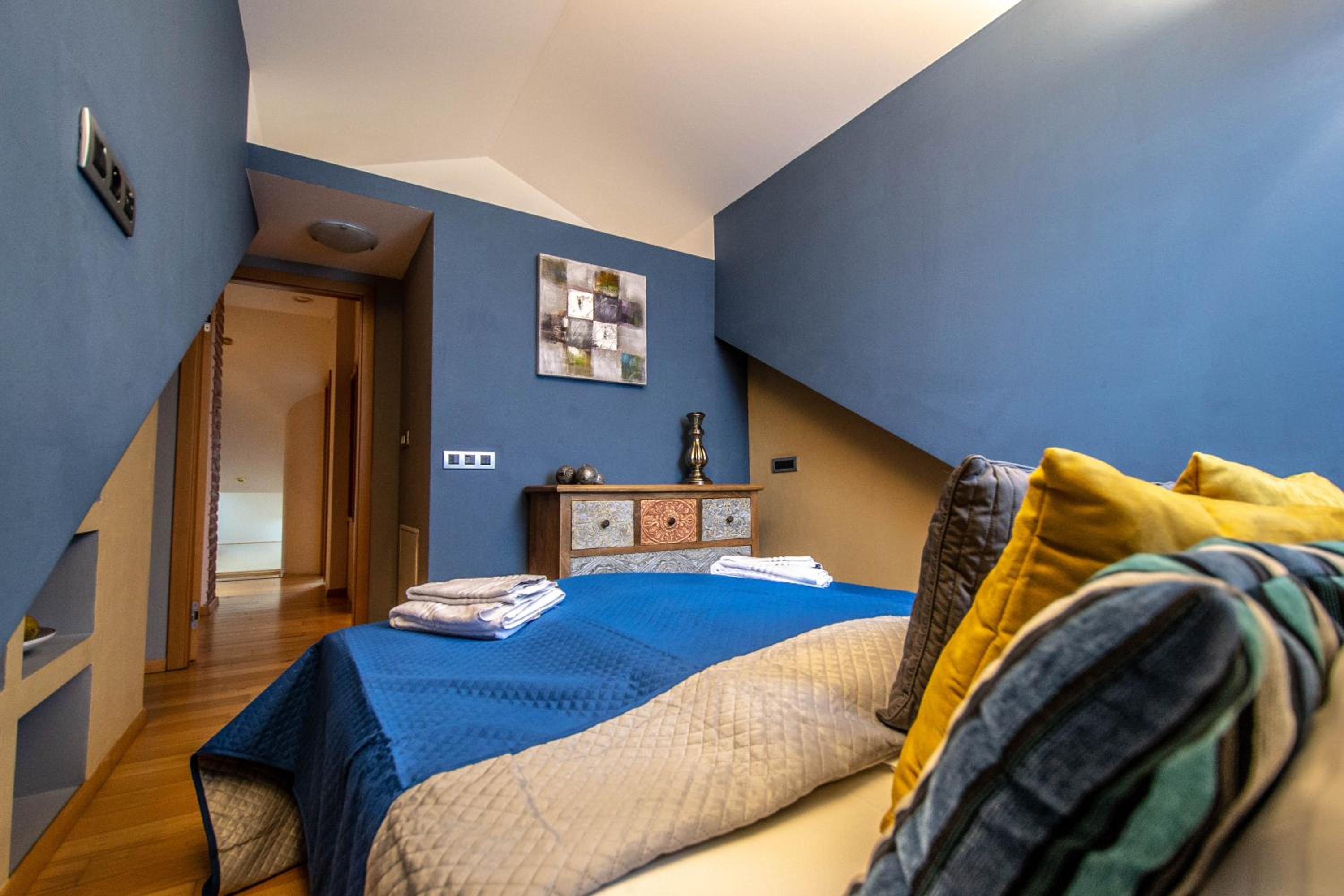 Olives Ruterra Loft with Sauna