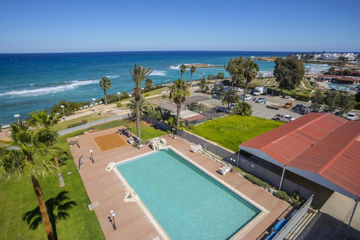 Protaras Fig Tree Bay Suite