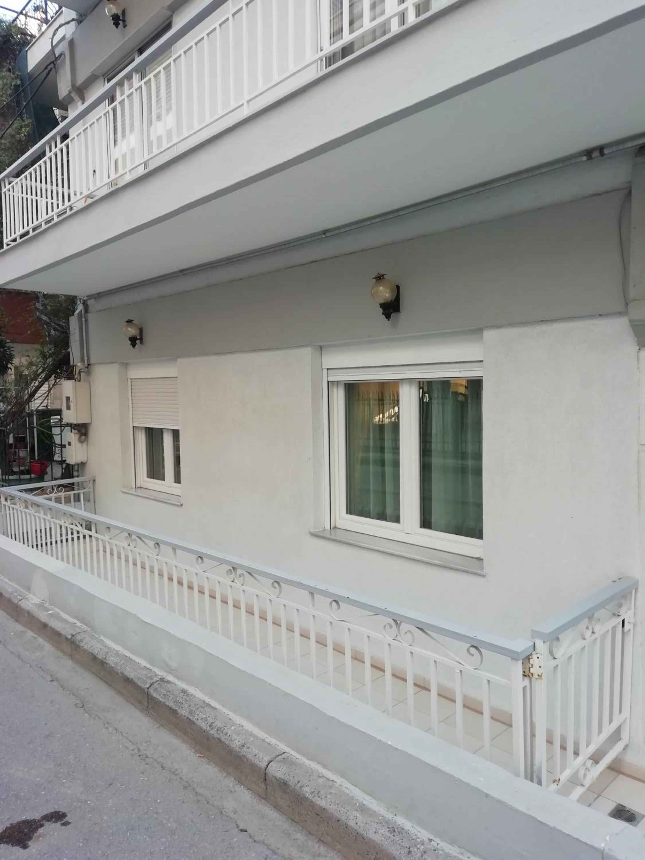 Aigaiou House