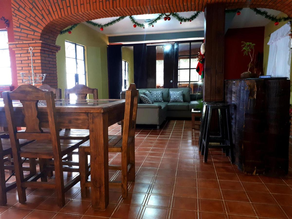 Casa Bugambilias - Property Image 12