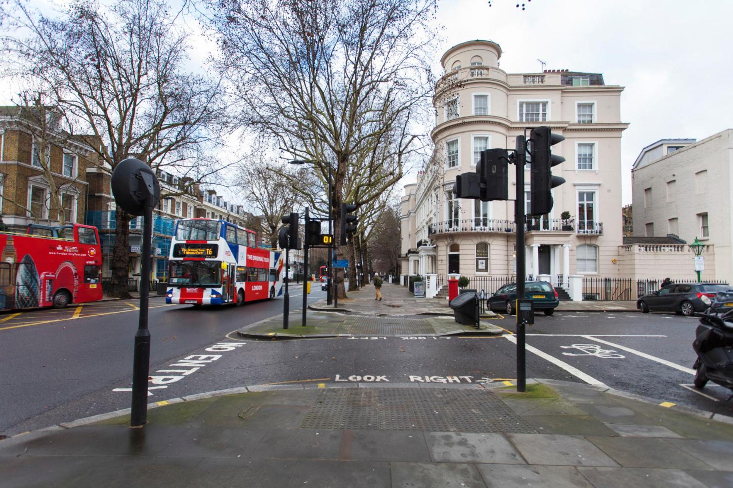 Italianflat - Holland Park