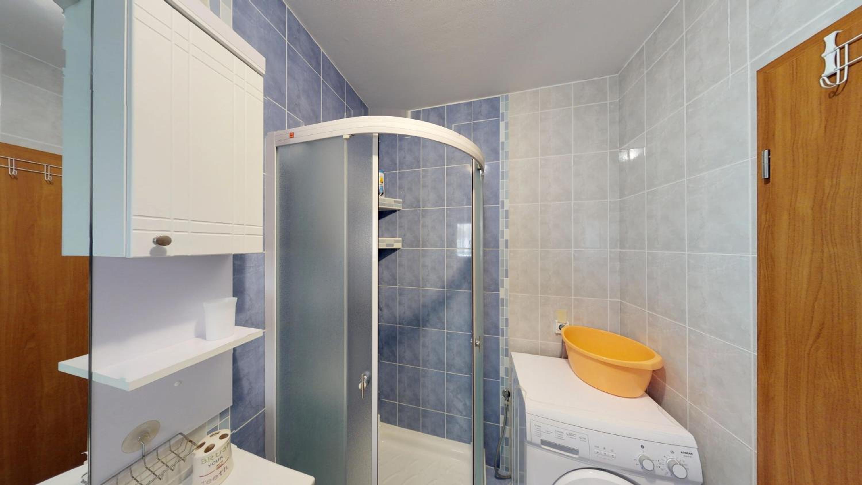 Photo 66