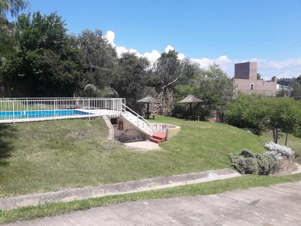Departamentos Carlos Paz bajada al lago