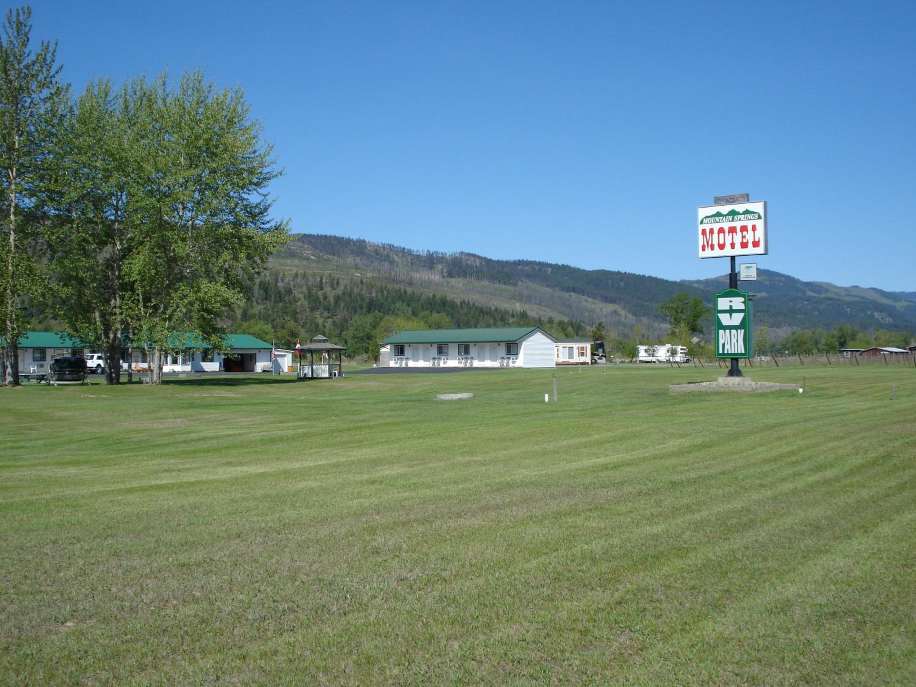 Mountain Springs Motel & RV Park view 2