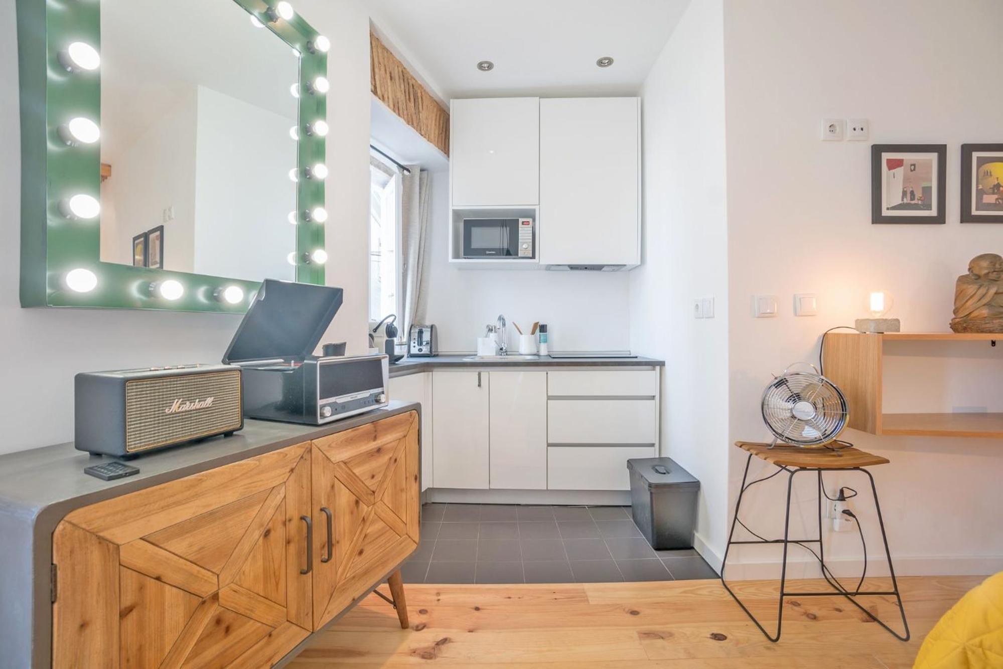 Downtown Comfy Suite