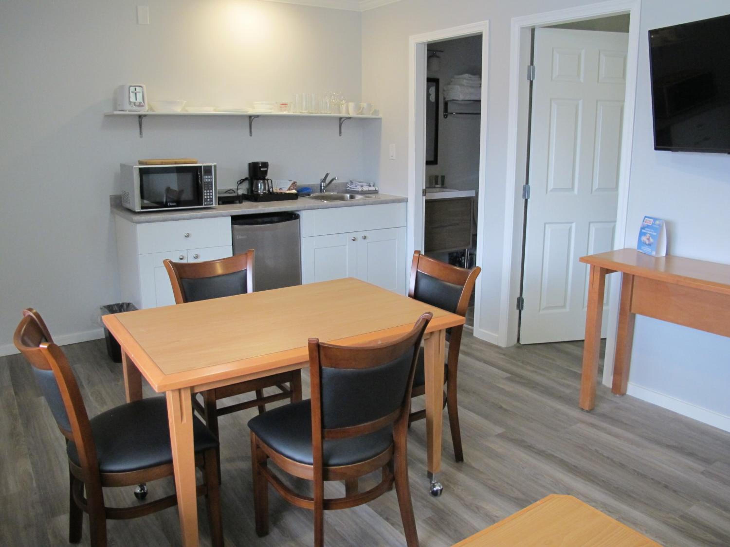 Westridge Motor Inn